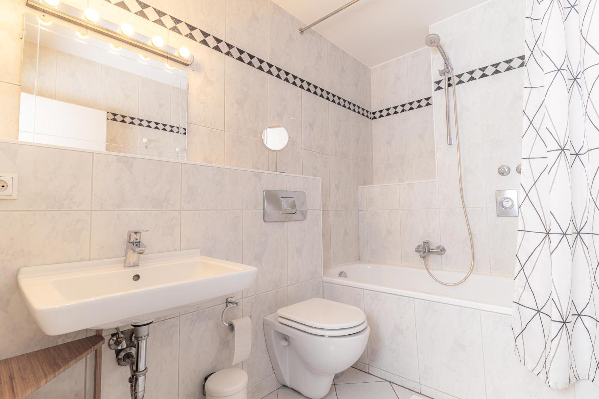 Koje Seaside Apartment Харисле Екстериор снимка